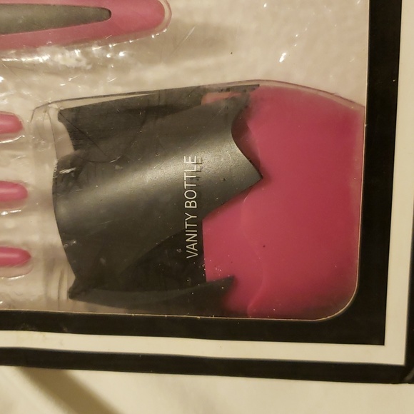 Nwt 8 pc makeup brush set - Picture 3 of 5